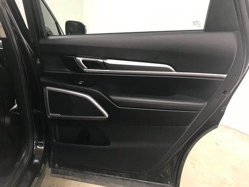 Used 2020 Kia Telluride S w/ S 8 Passenger Seating Package image 36