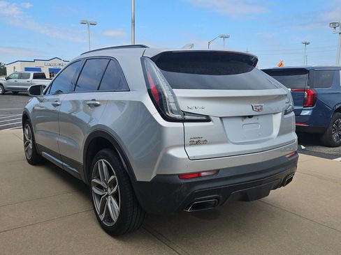 Used 2019 Cadillac XT4 Sport image 3