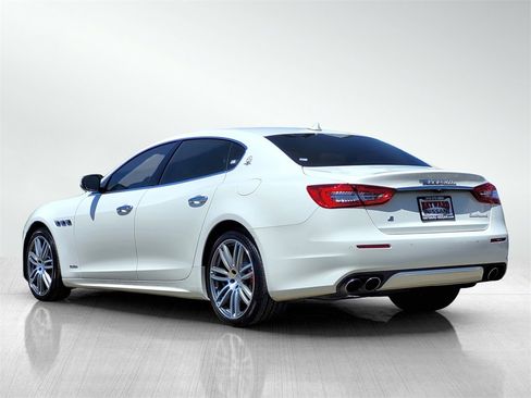 Used 2018 Maserati Quattroporte S GranLusso image 6