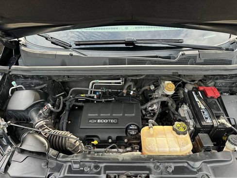 Used 2017 Chevrolet Trax LS FWD image 28