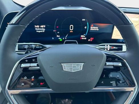 New 2026 Cadillac Vistiq Sport w/ LPO, Floor Liner Package image 24