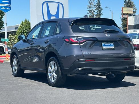 Used 2024 Honda HR-V LX image 3