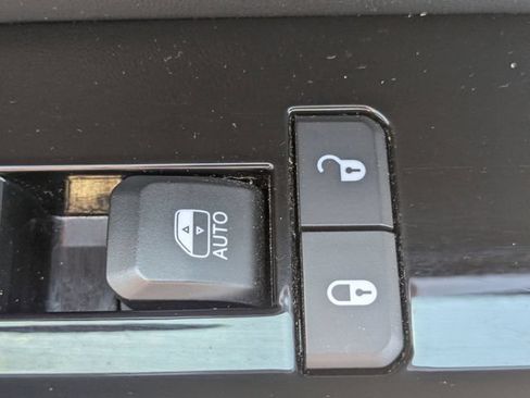 Used 2024 Jeep Wagoneer Series II w/ Flexible Seating Group AWD/4WD image 33
