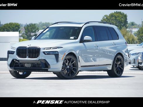New 2027 BMW X7 xDrive40i w/ M Sport Package AWD/4WD image 1