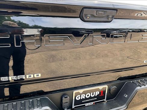 Used 2022 Chevrolet Silverado 2500 Custom w/ Custom Value Package AWD/4WD image 31