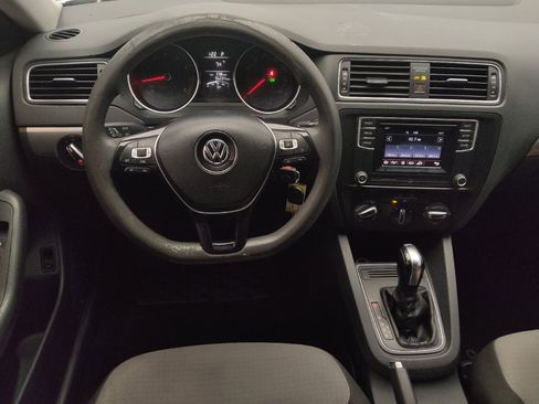 Used 2017 Volkswagen Jetta S FWD image 22