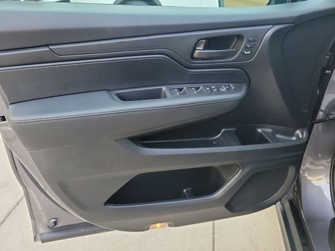 Certified 2025 Honda Odyssey EX-L image 20