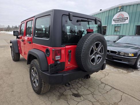 Used 2017 Jeep Wrangler Unlimited Sport w/ Max Tow Package AWD/4WD image 12