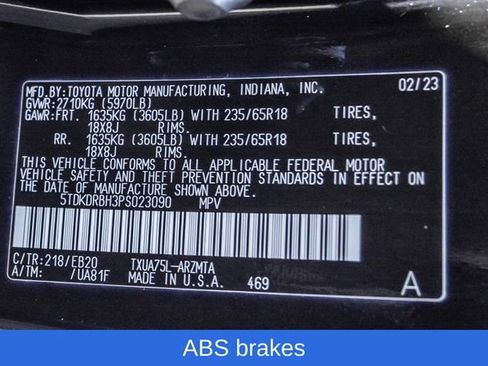 Used 2023 Toyota Highlander XLE AWD/4WD image 35