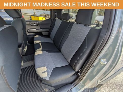 Used 2023 Toyota Tacoma TRD Sport image 18