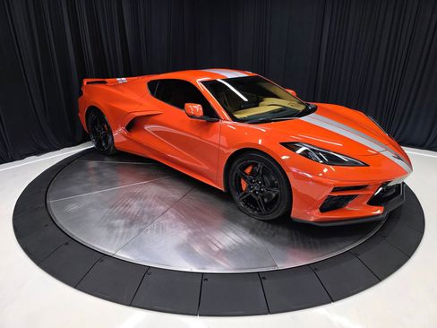 Used 2020 Chevrolet Corvette Stingray Premium Cpe w/ 3LT Preferred Equipment Group RWD image 16