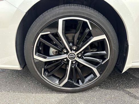 Used 2024 Nissan Altima 2.5 SR w/ SR Premium Package FWD image 34