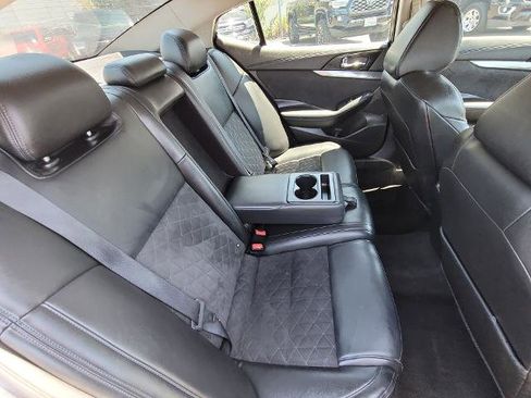 Used 2016 Nissan Maxima SR FWD image 25