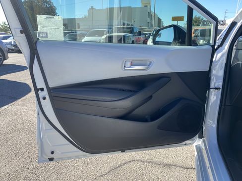 Used 2024 Toyota Corolla SE image 14