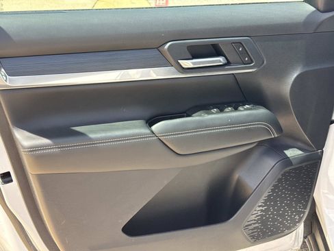 Used 2026 GMC Terrain Elevation image 5