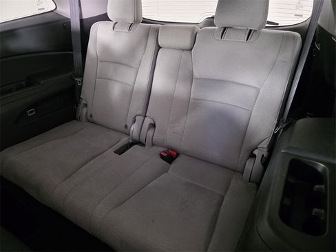 Used 2016 Honda Pilot EX image 17