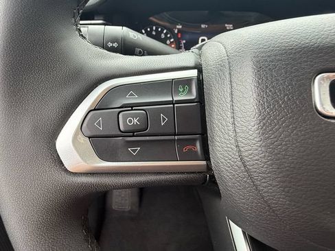 Used 2025 Jeep Compass Limited AWD/4WD image 24