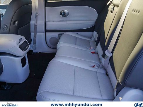 New 2026 Hyundai Ioniq 9 SEL AWD/4WD image 18
