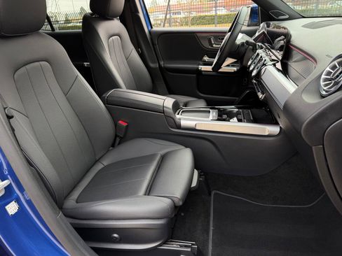 Certified 2024 Mercedes-Benz GLB 250 4MATIC image 19