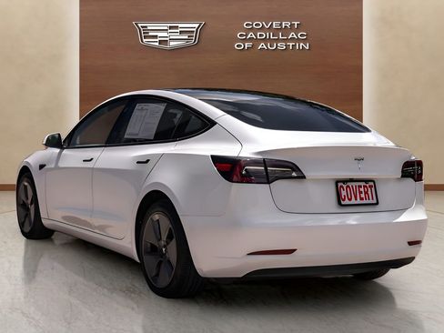 Used 2023 Tesla Model 3 Standard Range RWD image 3