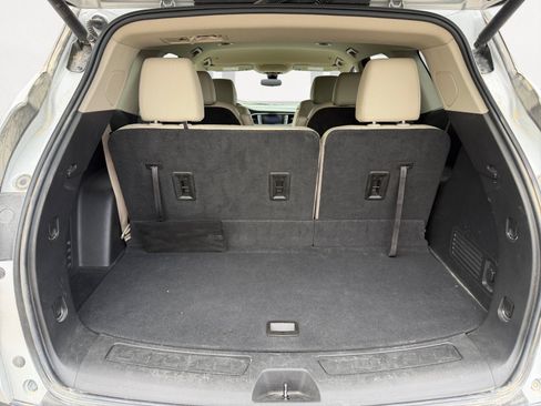 Used 2021 Buick Enclave Essence w/ Sound and Sites Package FWD image 11