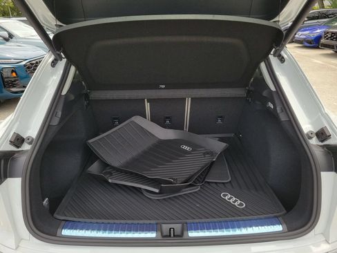 New 2026 Audi Q3 quattro 2.0T AWD/4WD image 30