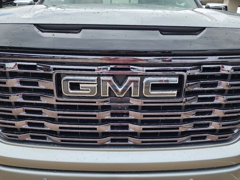 New 2026 GMC Sierra 1500 Denali Ultimate image 9