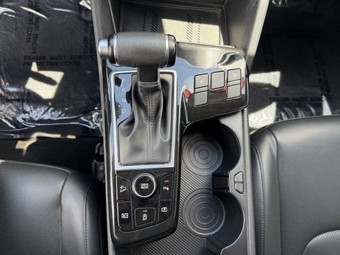Certified 2023 Kia Sportage EX FWD image 19