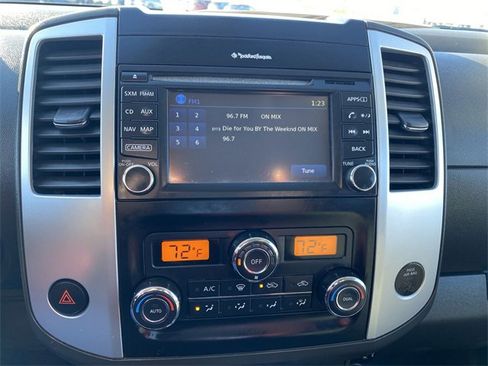 Used 2017 Nissan Frontier PRO-4X image 16
