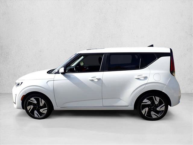 Used 2023 Kia Soul GT-Line w/ GT-Line Technology Package FWD image 2