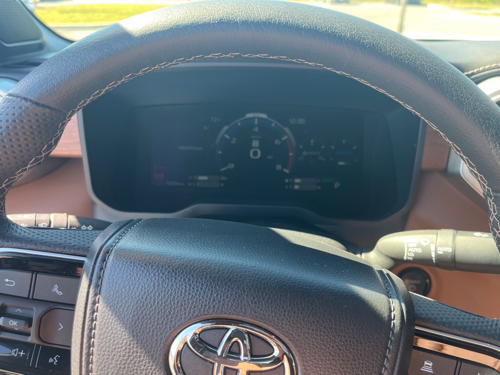 Used 2025 Toyota Tundra 1794 Edition w/ Tow Tech Package AWD/4WD image 30