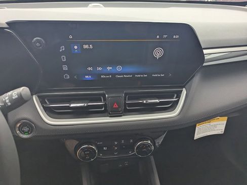 New 2026 Chevrolet TrailBlazer LT w/ Convenience Package FWD image 11