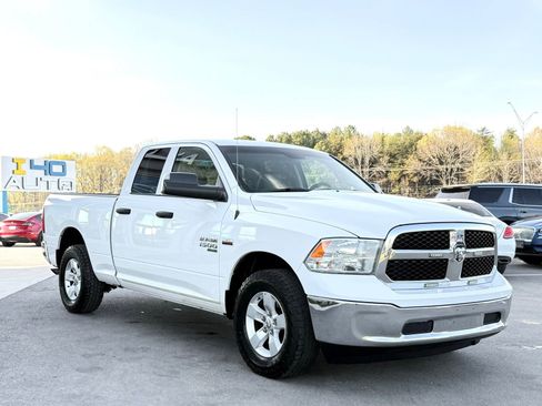 Used 2021 RAM 1500 Tradesman w/ Chrome Appearance Group image 9