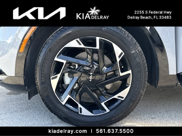 Certified 2025 Kia Sportage SX FWD image 35