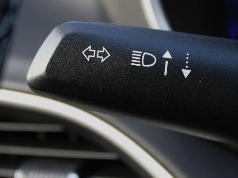 New 2026 Chrysler Voyager LX image 20