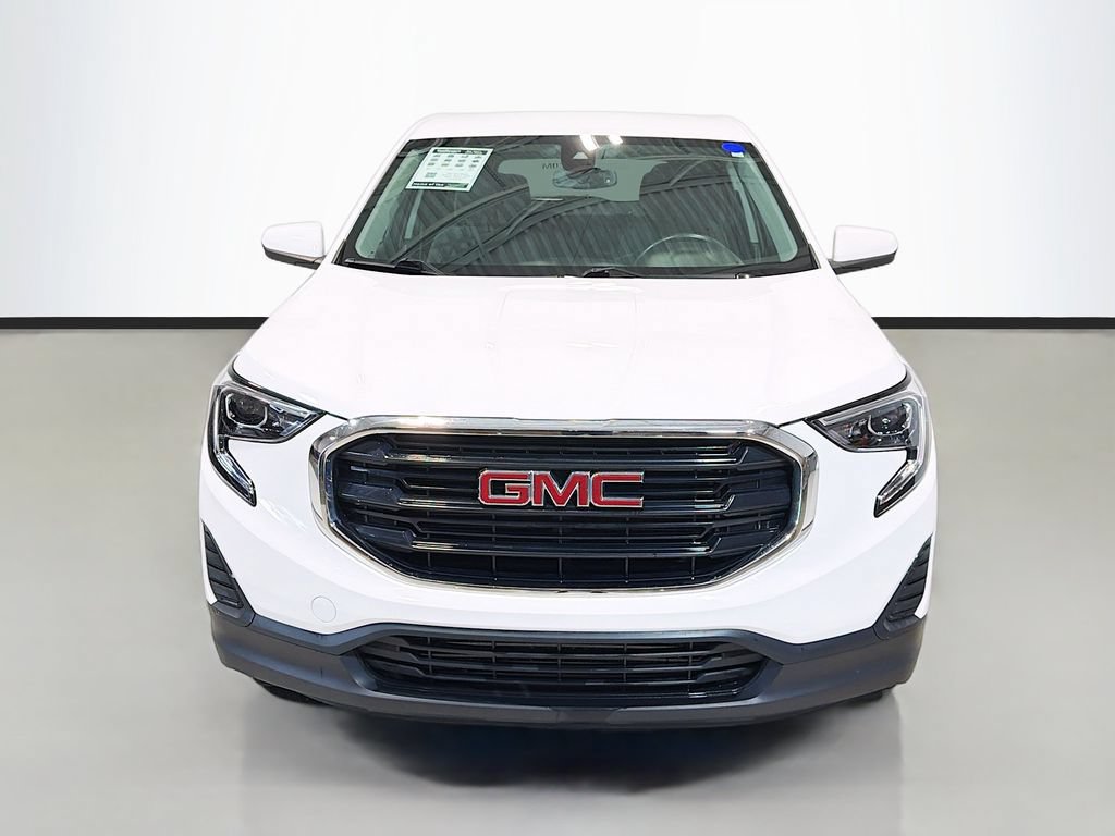Used 2021 GMC Terrain SLE FWD image 2