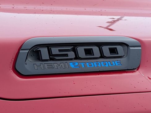 Used 2022 RAM 1500 Big Horn w/ Built-to-serve Edition image 10