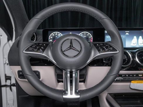 Used 2026 Mercedes-Benz GLA 250 image 20