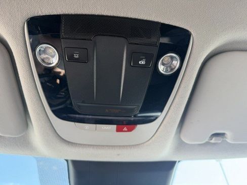 Used 2022 Kia Seltos S AWD/4WD image 19