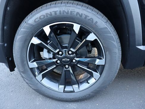 New 2025 Chevrolet Equinox RS image 31