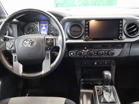 Used 2023 Toyota Tacoma TRD Off-Road image 14