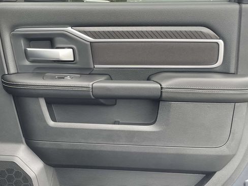 New 2026 RAM 3500 Big Horn AWD/4WD image 18