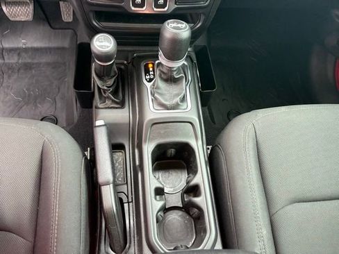 Used 2020 Jeep Wrangler Sport image 20