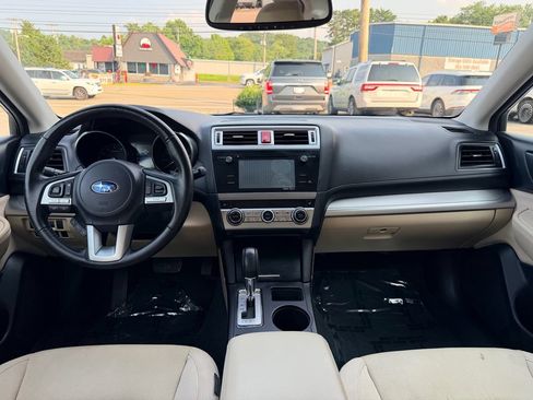 Used 2015 Subaru Legacy 2.5i Premium w/ Moonroof Package AWD/4WD image 18