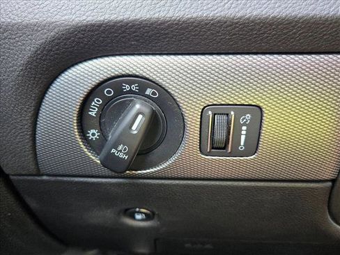 Used 2019 Dodge Durango GT image 12