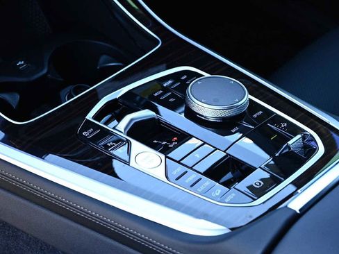 New 2026 BMW X5 xDrive50e w/ Premium Package image 20