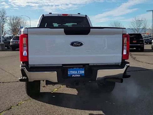 Used 2023 Ford F350 XLT image 7