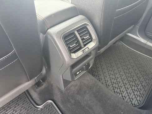 Used 2024 Volkswagen Tiguan Wolfsburg Edition AWD/4WD image 11