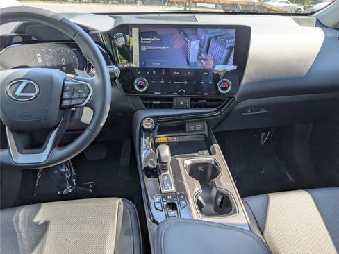 Used 2025 Lexus NX 350 AWD w/ Accessory Package (2T) image 18