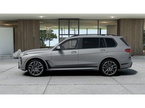 New 2026 BMW X7 xDrive40i image 4